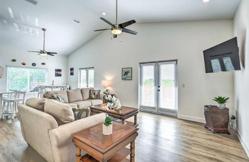 Port Tampa City Casa | Family-Friendly Tampa Home Less Than 3 Mi to Ocean!