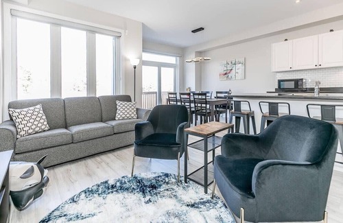 The Blue Mountains Casa | Family-Friendly Townhouse close to Blue Mountain
