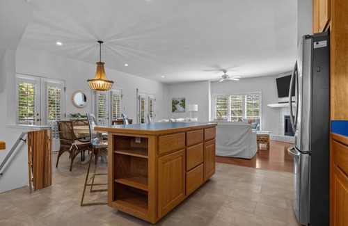 Atlantic Beach Casa | Family-friendly 4-bedroom house in Atlantic Beach with 3-min. walk to beach