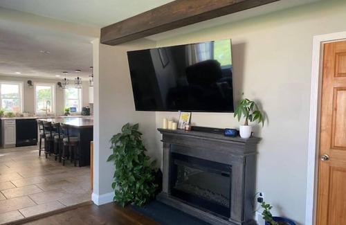 Central Square Casa | Family friendly home on Oneida lake with dock