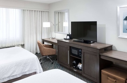 Downtown Fort Lauderdale Hotel | Family-friendly Stay | Free Breakfast + Outdoor Pool | Pets are Welcome