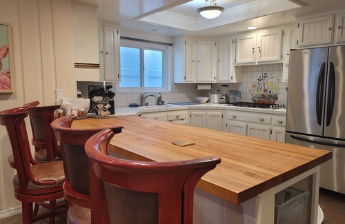 Old Towne Casa | Family Friendly Vacation Beach House-2 Minute Walk to the Beach