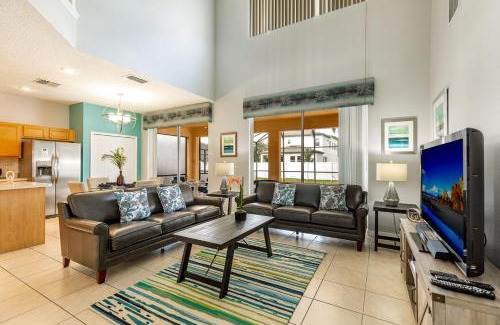 Seasons Casa | Family Friendly Vacation Home with South Facing Pool - Hot Tub - Game Room - Near Disney