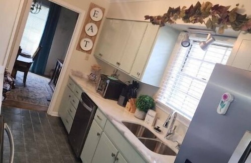 South Memphis Casa | Family Friendly very quiet neighborhood!