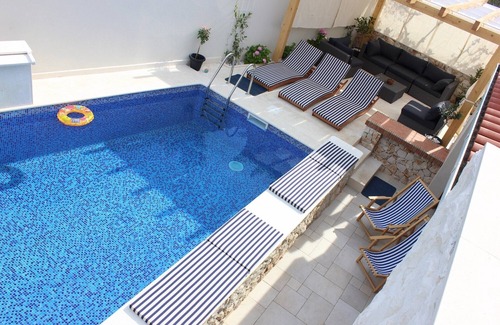 Slatine Villa | Villa familiar junto a la playa, cerca de Trogir y Split