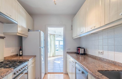 La Canuta Villa | Villa Valle Verde para Familias con Piscina, Jardín y Wi-Fi