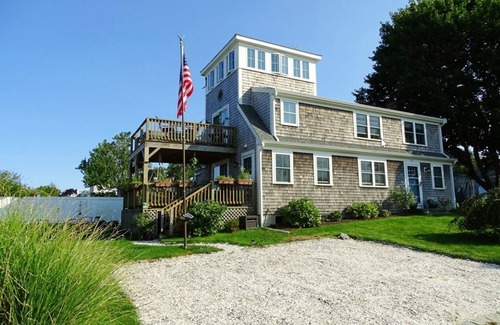 Sandwich Casa | Family friendly w/Ocean Views, minutes walk to beaches, restaurants & marina