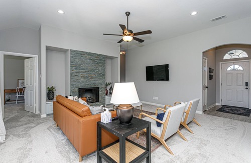 Weatherford Casa | Family Friendly Weatherford Corporate Rental
