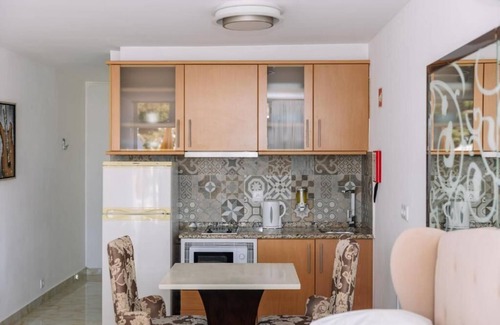 Oura Hotel | Family Fun by the Ocean! Terrace Flats Perfect for Family Vacation | 4 Units