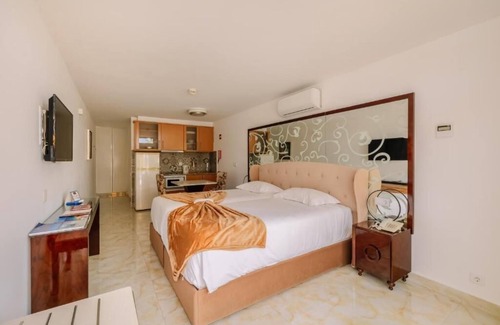 Oura Hotel | Family Fun by the Ocean! Terrace Flats Perfect for Family Vacation | 4 Units