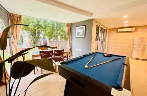 Tanjung Bungah Casa | Family Fun Private Pool Villa with KTV, BBQ, PS5, POOL TABLE, KITCHEN just 2-Minute Drive to Tanjung Bungah Beach
