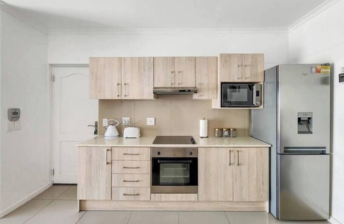 Big Bay Apartamento | Family fun-sea,sand,surf- Secure-pool, balcony