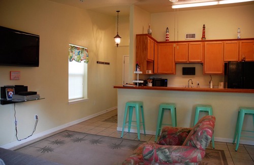 Rockport Casa | * Escapada familiar / Playa y compras Menos de 2 millas / Capacidad para 8/2 baños *