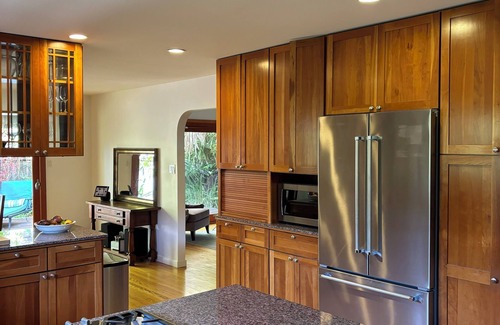 San Anselmo Casa | Family getaway in Marin County. Close to S.F., wine country and Stinson Beach.