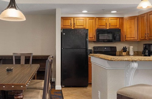 Lake Buena Vista Complejo | Family Getaway at Wyndham Bonnet Creek Resort -Near Disney, Lazy River- 1 Bd Dlx
