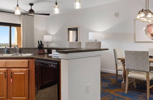 Lake Buena Vista Complejo | Family Getaway at Wyndham Bonnet Creek Resort -Near Disney, Lazy River- 1 Bd Dlx