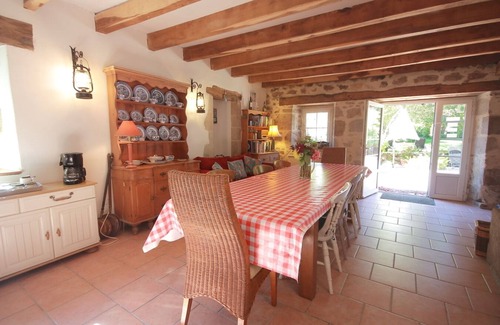 Pensol Cabaña | Family gite sleeps 7 in beautiful former water mill.