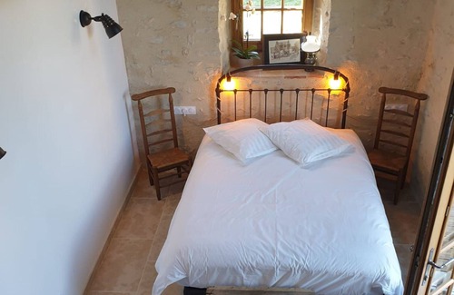 Bazouges-sur-le-Loir Cama Y Desayuno | Casa rural familiar cerca de La Flèche, se admiten mascotas
