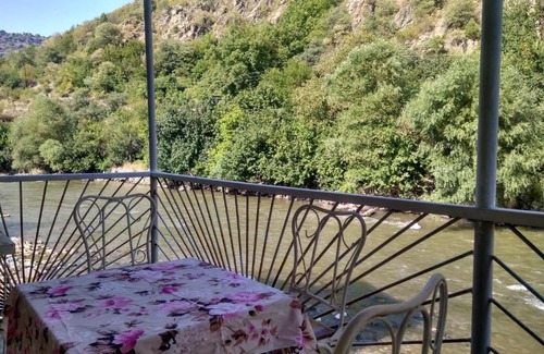 Alaverdi Casa | Family Guest House