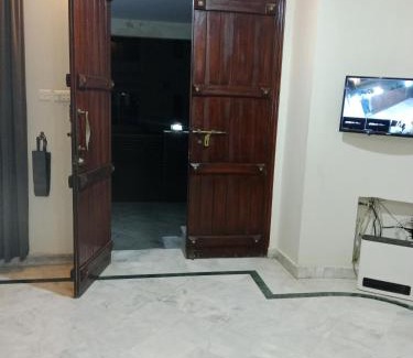 E-11 Sector Casa | Family Guest House