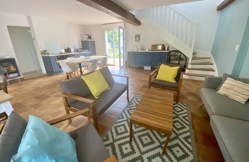Saint-Trojan-les-Bains Casa | Family home 80 meters from the sea in a quiet neighborhood (3 stars)