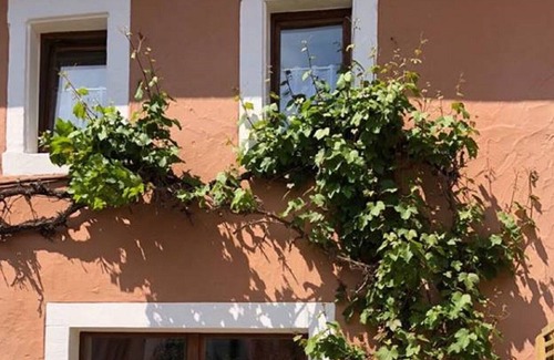 Bausendorf Casa | Casa familiar enmarcada en madera tradicional, a solo 5 minutos del río Mosel