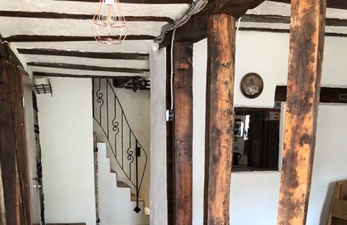 Bausendorf Casa | Casa familiar enmarcada en madera tradicional, a solo 5 minutos del río Mosel