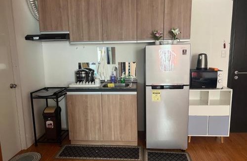 Silang Junction South Apartamento | Family Haven Serin West Tagaytay - 6 Pax - Taal View - Full Kitchen - FAST Wi-Fi