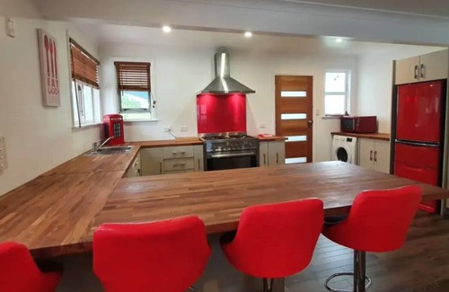 Waitarere Beach Casa | Family holiday home at Waitarere Beach.