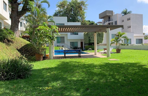 Cuernavaca Casa | Family home: 2 pools, private gym, parking x2 - 6 min downtown, near venues