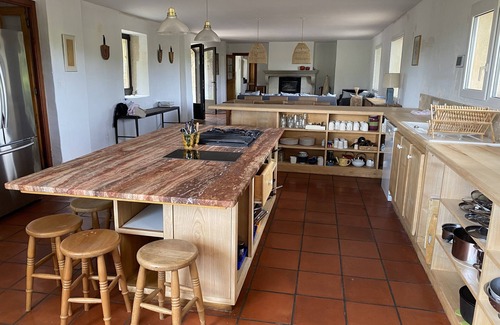 Tulette Casa | Family home amidst vineyards in Drôme provençale