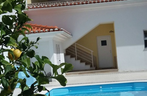 Pataias Casa | Casa familiar '' Casa Stone Hall ''