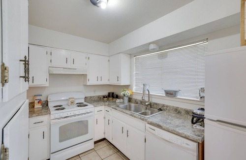 Fort Worth Casa | Family Home in Fort Worth: Pets Welcome!