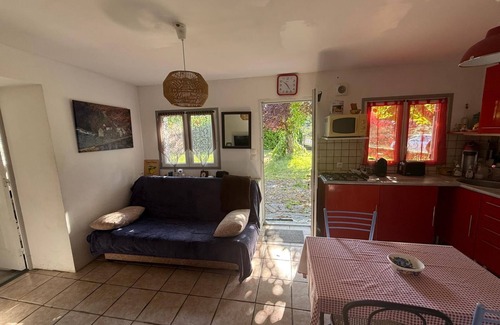 Fresselines Casa | Family home in Fresselines, garden, river