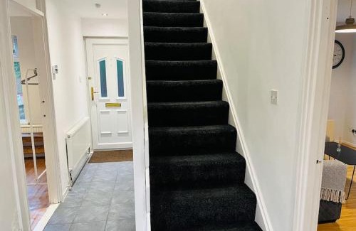 Pentwyn Casa | Family Home in Residential Neighbourhood