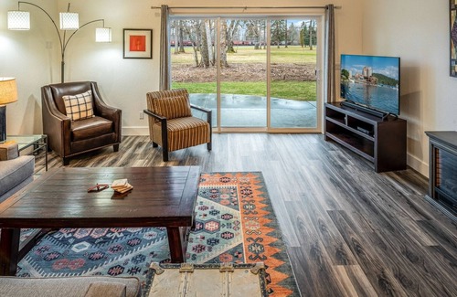 Ponderay Casa | Family Home on Elks Golf Course | Fabulous Location!