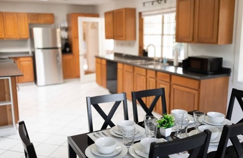 Waveland Casa | Family Home-Sleeps 20-On Beautiful 1-Acre Property