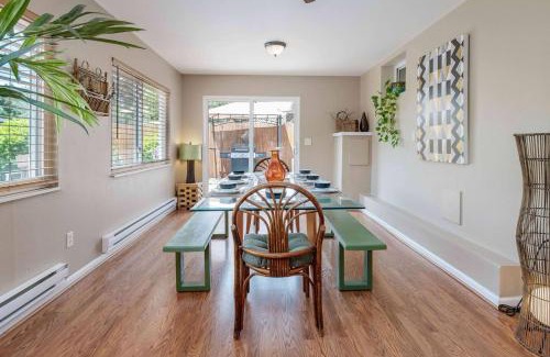 Dupont Casa | Family Home W Game Room & Backyard