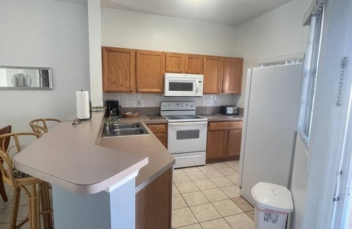 Lake Berkley Casa | Family home w/Resort Amenities! Close to Disney & Universal