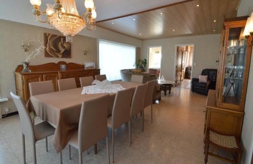 Ruiselede Casa | Family Home with Garden