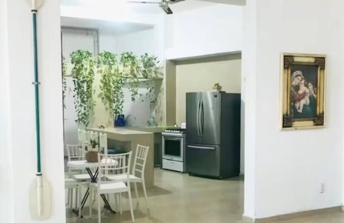 Colinas de Santiago Casa | Casa familiar con alberca privada a una cuadra de la playa