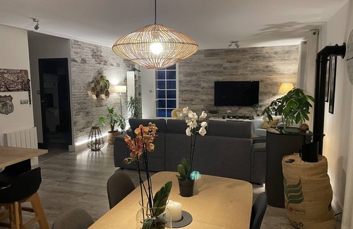 Villedoux Casa | Family home with swimming pool