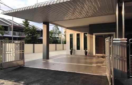 Pengkalan Aor Casa | Family Homestay