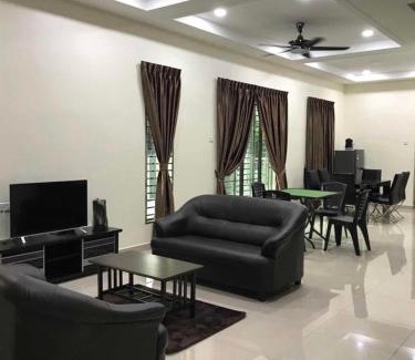 Pengkalan Aor Casa | Family Homestay