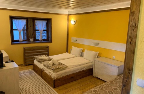 Kovacevica Casa | Family Hotel Byalata Kashta