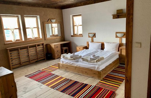 Kovacevica Casa | Family Hotel Byalata Kashta