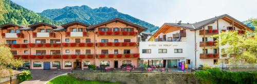 Transacqua Hotel | Family Hotel La Perla