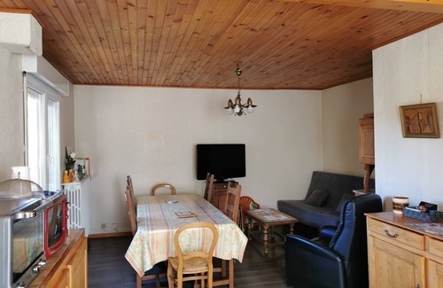 Saint-Chely-d'Apcher Casa | Family House