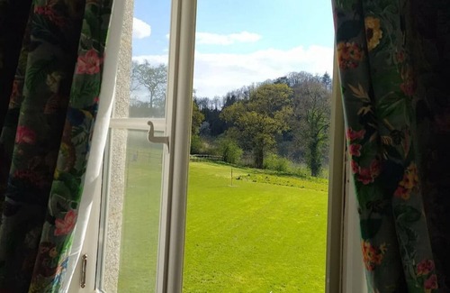 Chailland Casa | Family house 10 pers / Swimming pool/ Services +/ All inclusive.