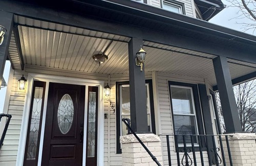 Belleville Casa | Family House 12 Miles From NYC